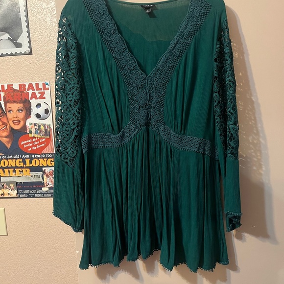 Torrid Green Lace Sleeve Blouse - Picture 6 of 15
